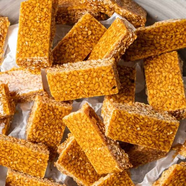 তিলের পাটালি